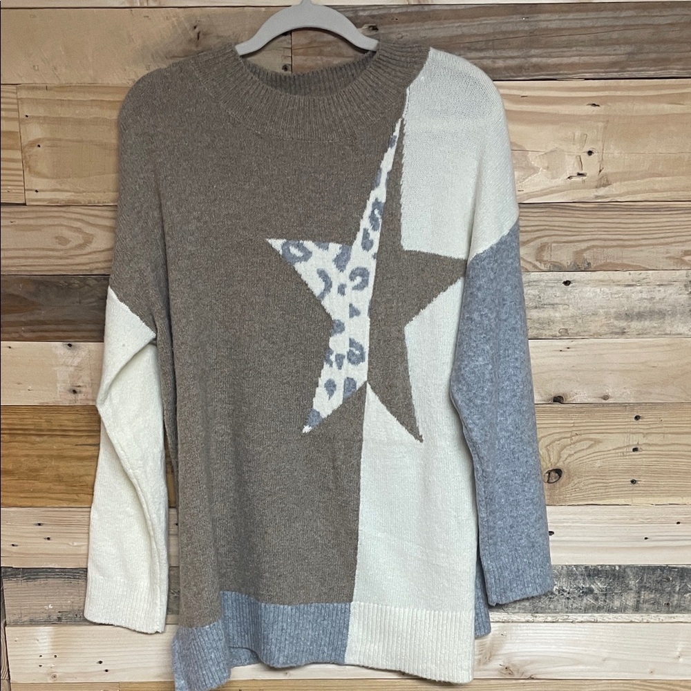 Staccato size Large Taupe, Cream & Gray Star Colorblock Mock-neck Soft Sweater